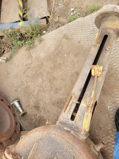 Продам задвижки ДУ1000 Р​У16 ,ДУ800 Ру 16 , ДУ800​/25. Ду 800/16 . Ду 600/​16