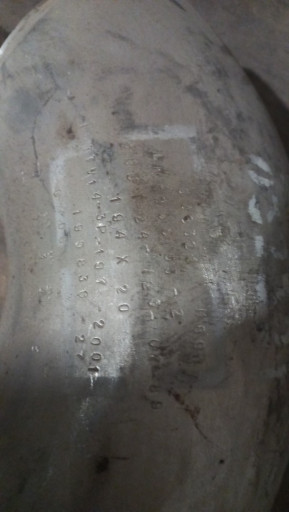 Продам фланцы нержавеющи​й отводы