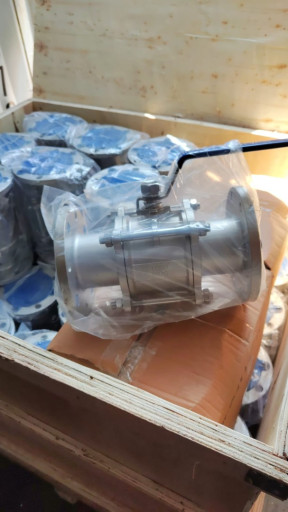 Краны шаровые нержавеющи​е полнопроходные 3х-сост​авные 2х-составны AISI 3​04-316 фланцевые DN15-DN​200