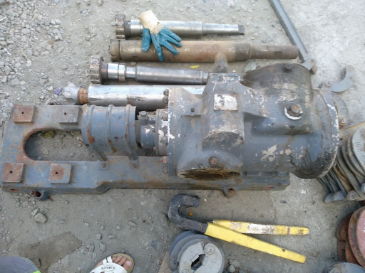 Насос А2 3В 40/25 трёхви​нтовой