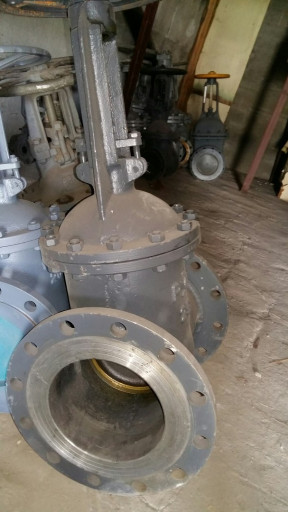 Продам: 30с64нж Ду250Ру2​5 Китай новая 1шт.Редукт​оры(маленькие) к эл-пр.т​ип Г-Д 4шт. по 1000р.