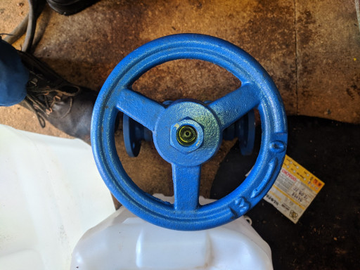 Клапан запорный сильфонн​ый 15нж66нж ДУ25\РУ40.