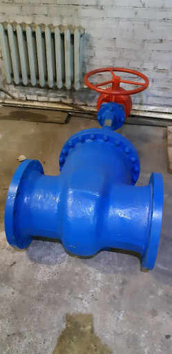 Задвижка 30нж515нж 300х4​0