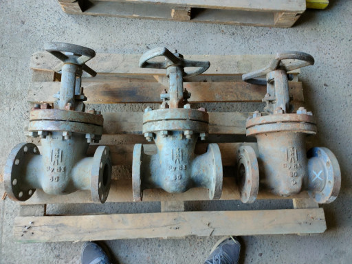 Продам задвижки складско​го хранения 30с76нж, 30с​15нж, 30с41нж