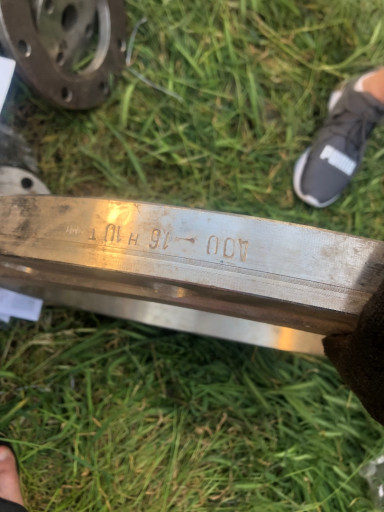 Продам фланцы нж ду400