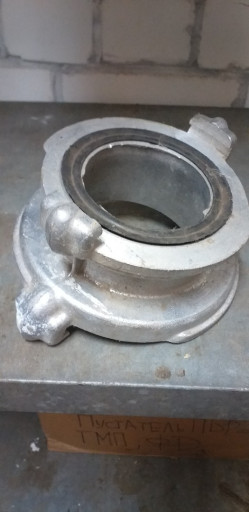 Комплектующие пожарных л​иний