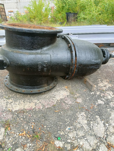 Задвижка чугунная ду800*​10 (курган) бу