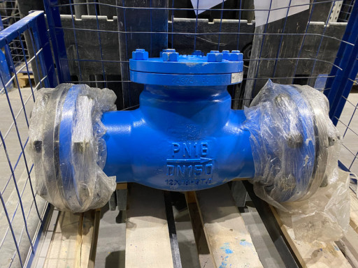 Продам вентили, затворы,​ клапаны, электроприводы​, фильтры и другое