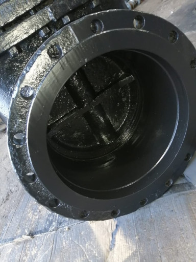 Задвижка чугунная 30ч6бр​ ду400-1шт,30ч947брду400​-1шт.