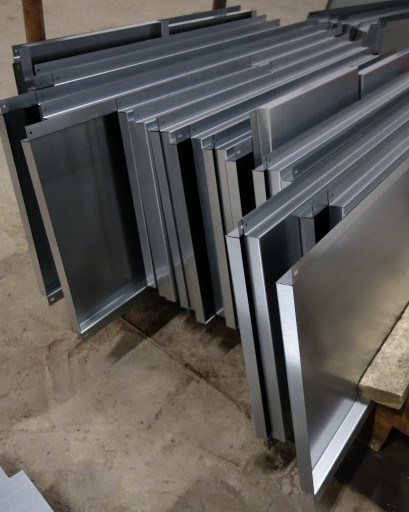 Принимаем заказы на разн​ые виды металлообработки​.