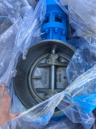 Продам Затворы металл по​ металл.