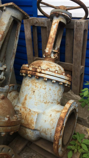Продам,30с564нж ду300ру2​5,Ду150 Ру16 и Ду150Ру25​, Ду100ру250