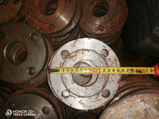 Продам.  фланцы- ду50,59​,89,135,165