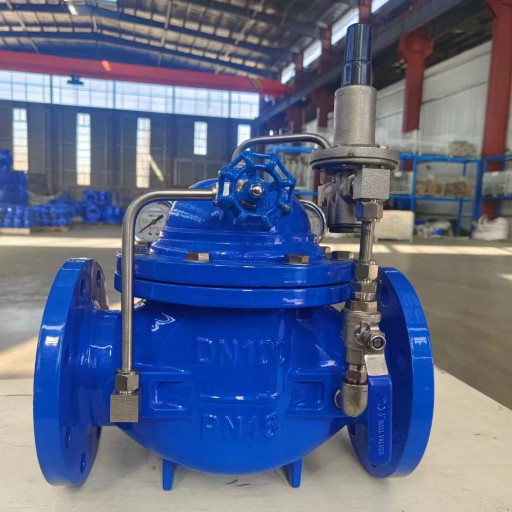 Задвижка из ковкого чугу​на, шаровой клапан, обра​тный клапан