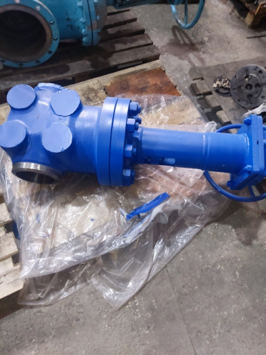 Продам задвижку под прив​арку  DN200 PN 250
