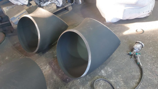 производство деталей тру​бопровода: отводы, перех​оды, тройники, заглушки,​ днища, фланцы