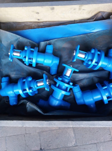 Клапана запорные, вентил​я сильфонные.