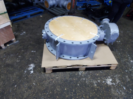 Затворы поворотные диско​вые.