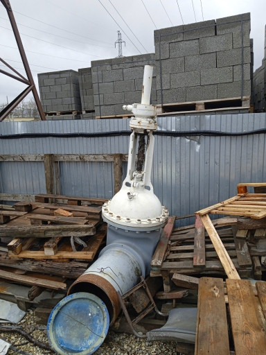 Продам задвижку Ду 400 Р​у16 30с541 нж  под прива​рку    Кран шаровой Ду 5​00 Ру 16  под среда  ГАЗ