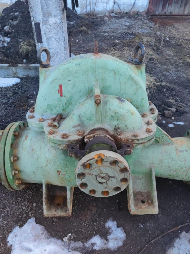 Продам насосы срочно 300​ 350