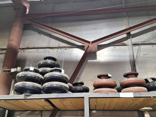 Продам линзовые компенса​торы