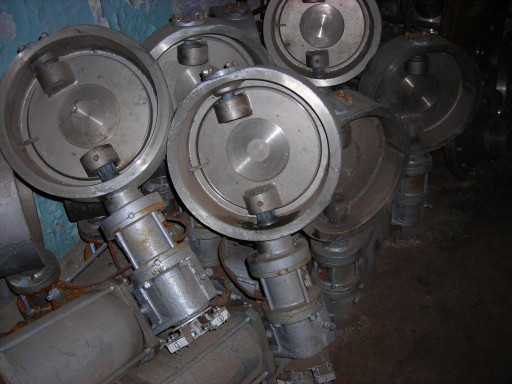 Затворы с хранения!