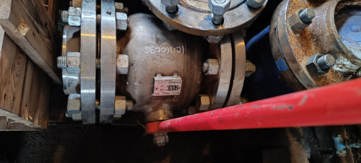 Продам шаровые краны, фи​льтра, вентиля