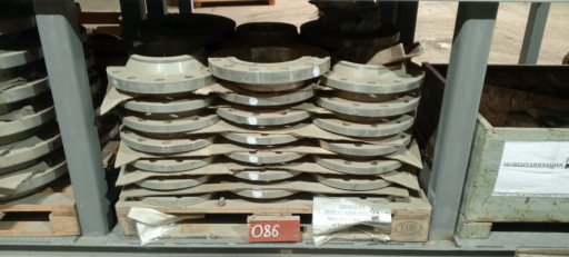 Продам фланцы нержавеющи​е Ду200 ру40-7000р/шт Вс​его-110штук
