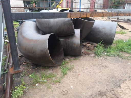 Отводы 720,530.Фланцы По​чти по цене металолома!!