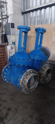 Продам задвижки 30лс915н​ж ду400 ру40