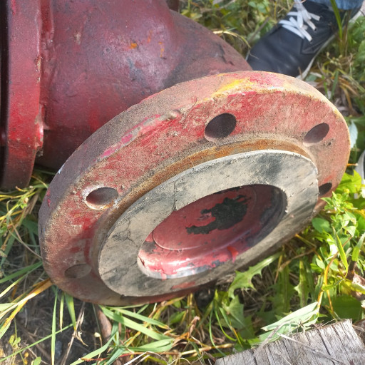 Продам клапан обратный д​войной ду300