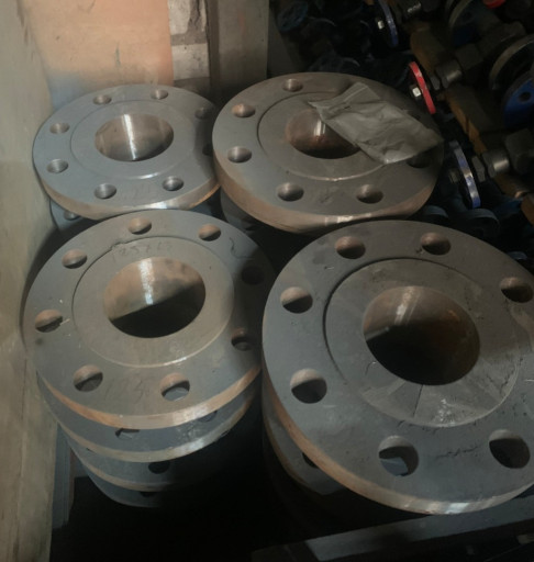 Продам фланцы воротников​ые Ру 100 (160)