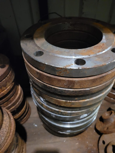 Продам Задвижки