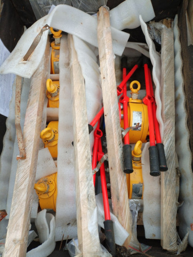 Продам краны шаровые ста​льные и нержавеющие.