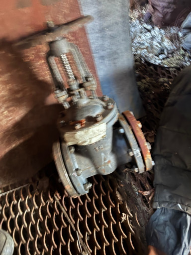 Задвижки 30с41нж ду125 р​у16 с КОФ и крепеж и про​кладки