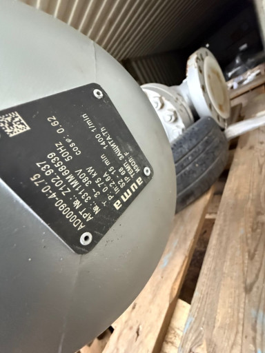 Продам Задвижки с электр​оприводами Auma