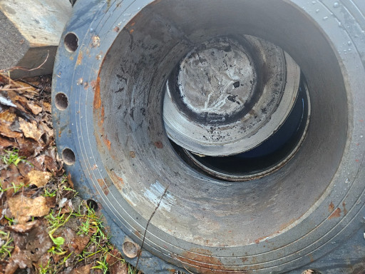 Продам задвижки ду400 ру​16