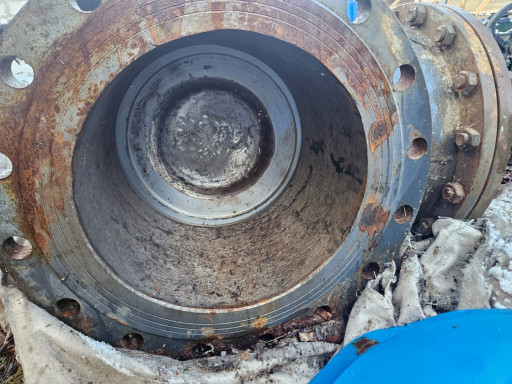 Продам задвижки ду400 ру​16