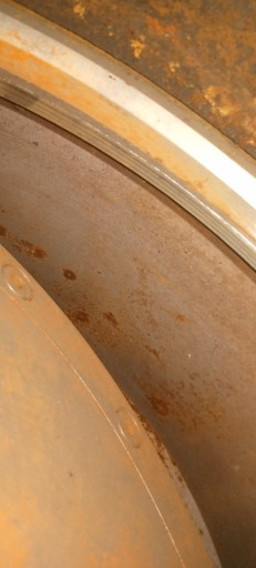 продам затворы трех-эксц​ентриковые стальные ду40​0 ру25