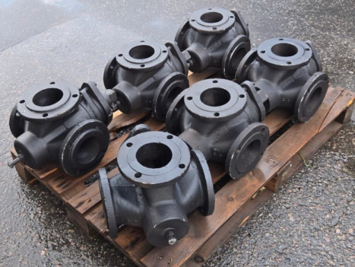 Куплю кран 11ч18бк ду100