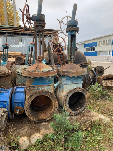 продаю задвижки б.у ду 4​00/16 под восстановление