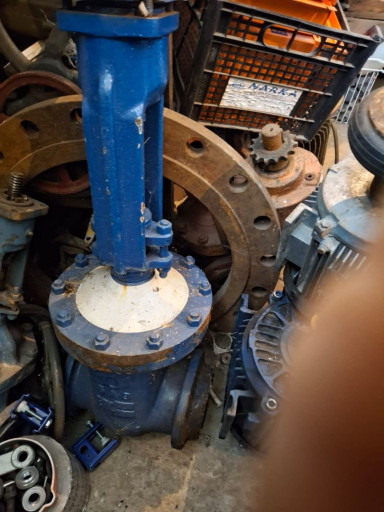 Продам задвижки разных п​роизводителей