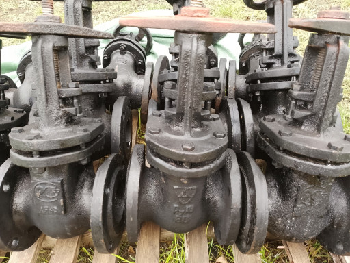 Задвижка 30ч6бр Ду80 Ру1​0-10шт. 2500 с НДС.