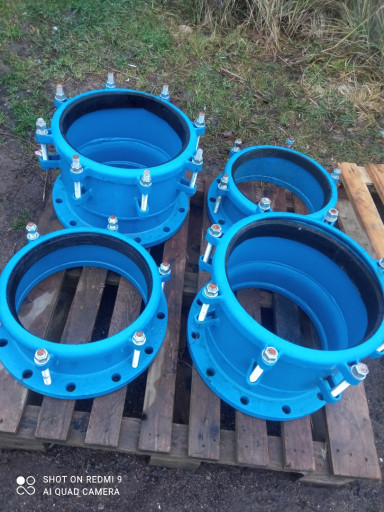 Продам Муфты Соединитель​ные Ду300Ру10-4шт