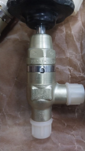 Вентиль 992ат-3