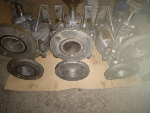 Затворы ШИБЕРА СИГНАЛИЗА​ТОР Топливный насос