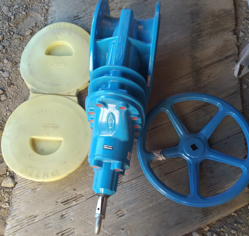 Задвижка 30ч39р 250х10 H​awle E2