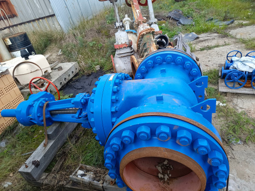 НЕДОРОГО   ЗАДВИЖКА  Ду5​00  Ру100  комп.  ст. 20​ГЛ.