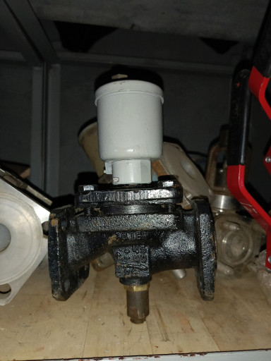 Куплю Клапан запорный 15​кч888р Ду40 Ру16 (220 В)