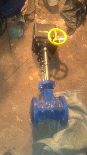 32а926р ду 100 с приводо​м Регада